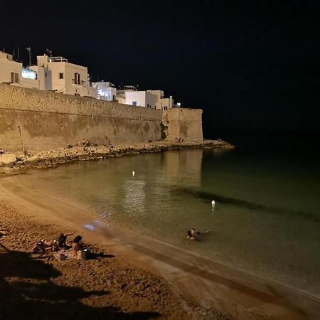 מונופולי Appartamento Palazzo Antonelli מראה חיצוני תמונה